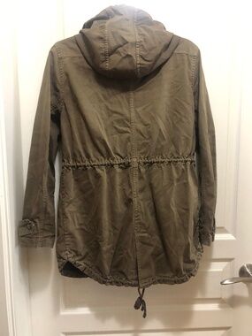 Velvet by Graham & Spencer XS Army green distressed cotton twill jacket hoodie